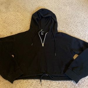 Cute Black Cropped  Sweatshirt